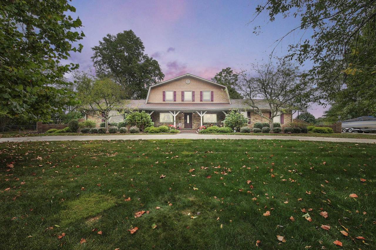 534 Overlook Drive - Photo 1