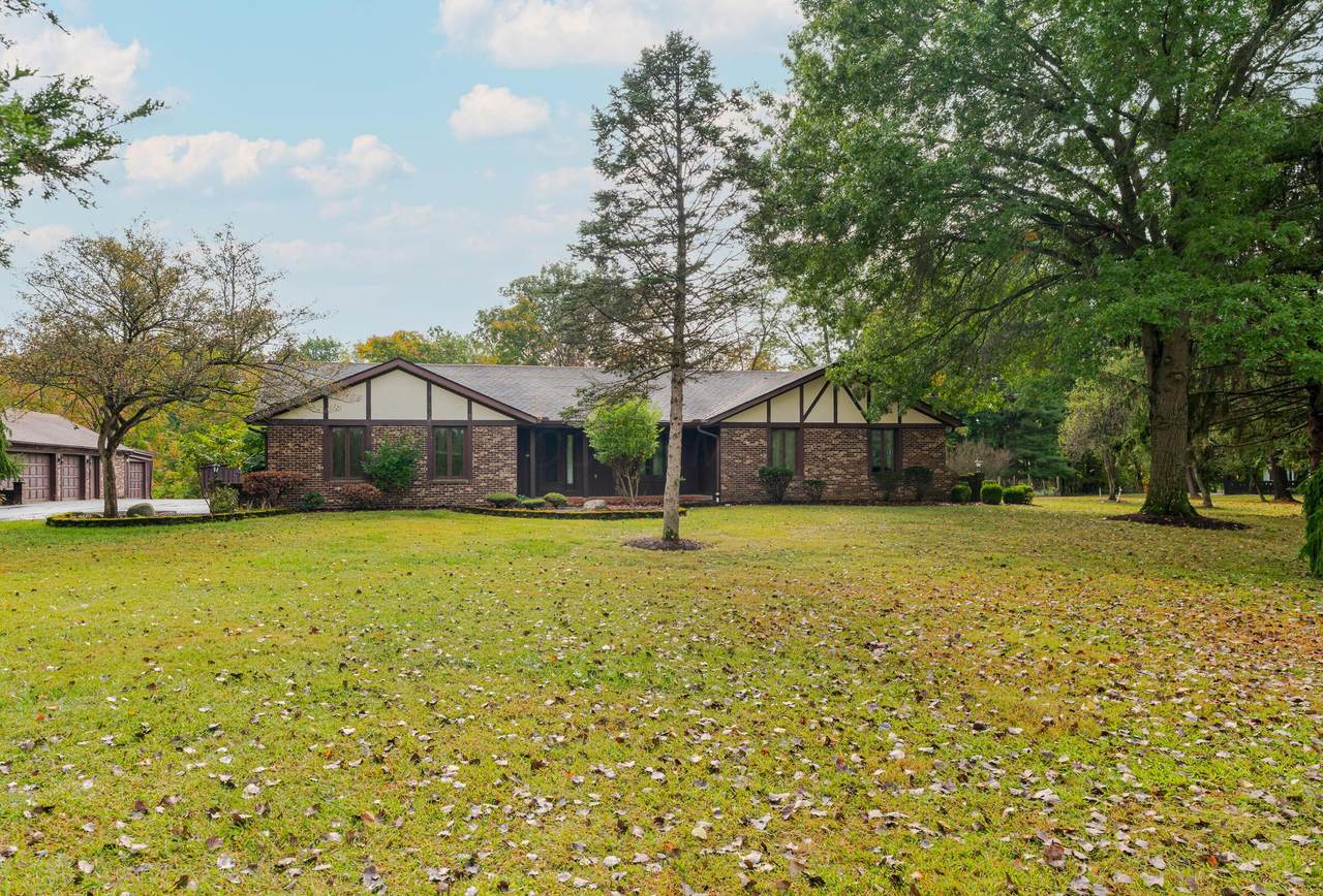 6611 Lake Of The Woods Point - Photo 1