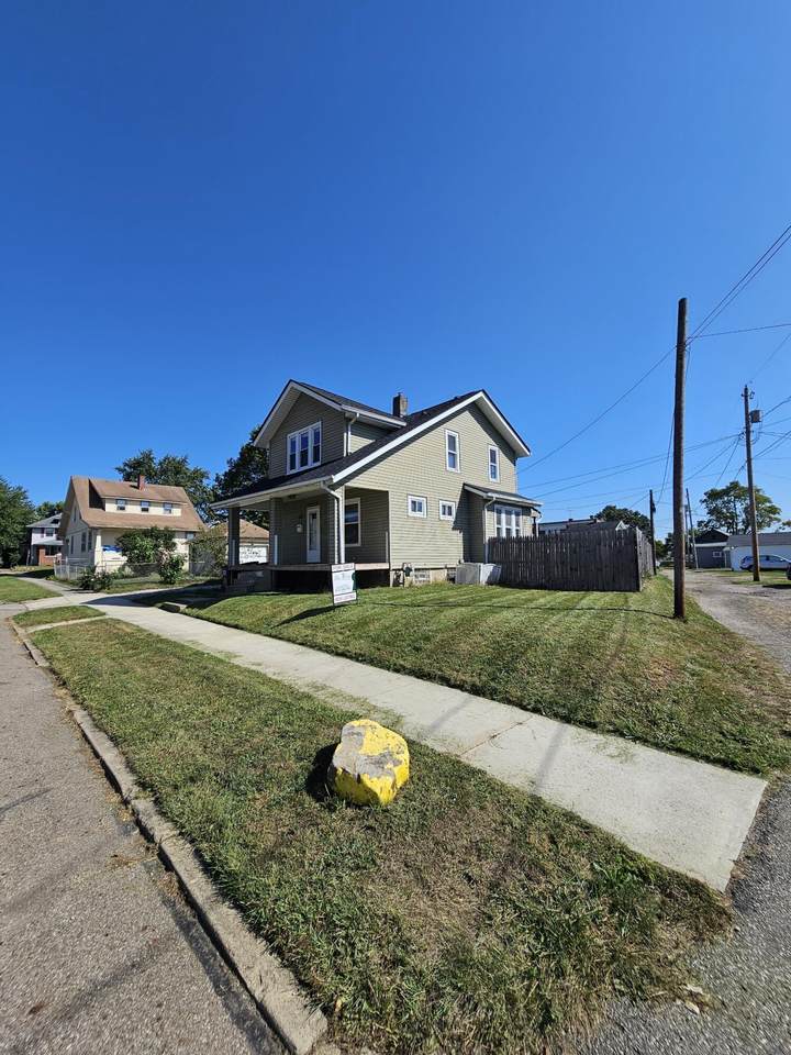136 Hunter Street - Photo 1