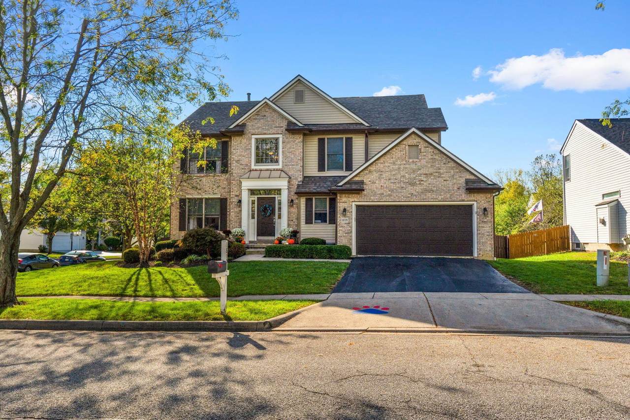 1819 Creekview Drive - Photo 1