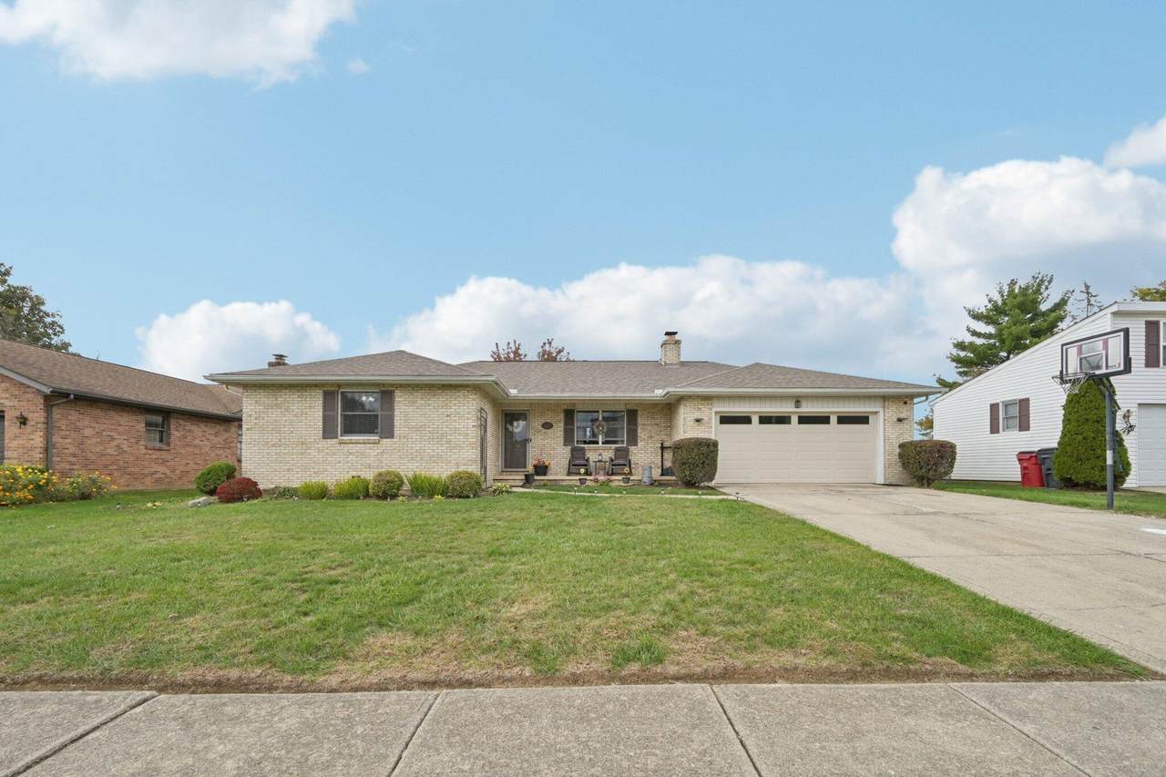 4427 Dawn Drive - Photo 1