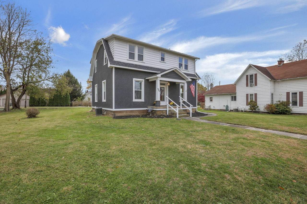900 Gambier Street - Photo 1