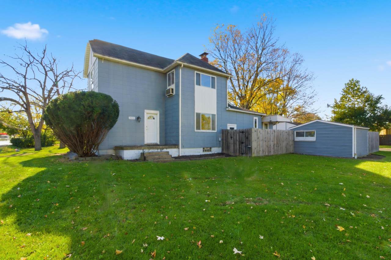 2255 Harrisburg Pike - Photo 1