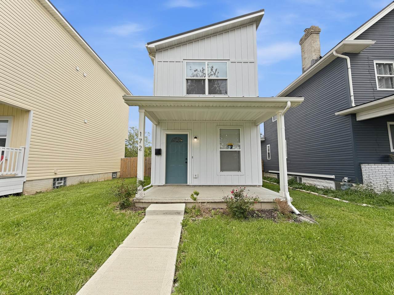 172 Whitethorne Avenue - Photo 1