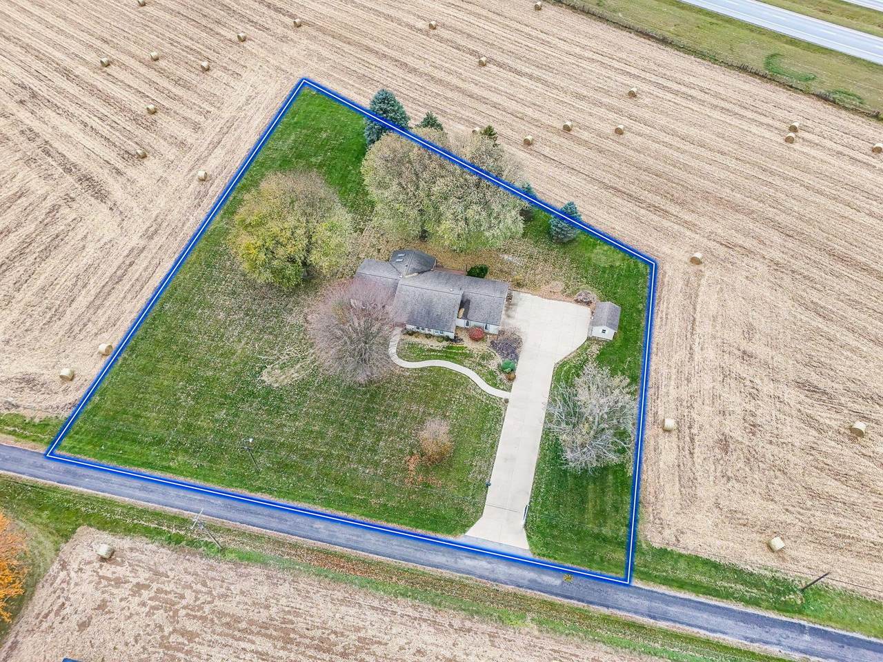 2531 Kreis Road - Photo 1