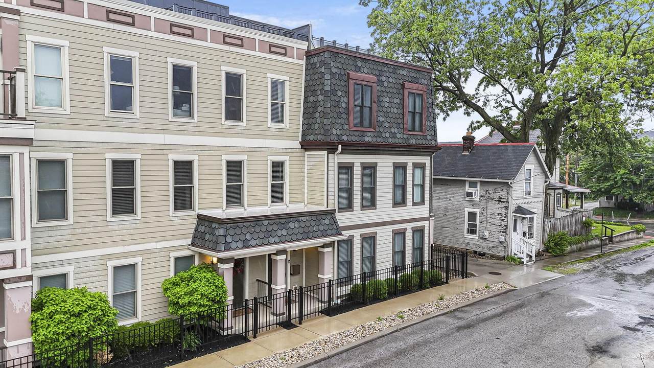 138 Greenwood Avenue - Photo 1