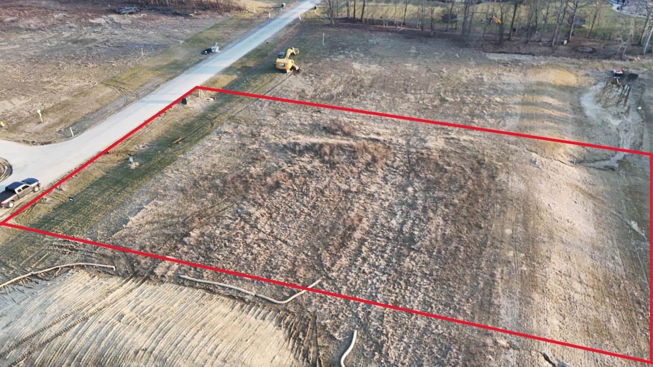 2862 Summer Crest Drive - Photo 1