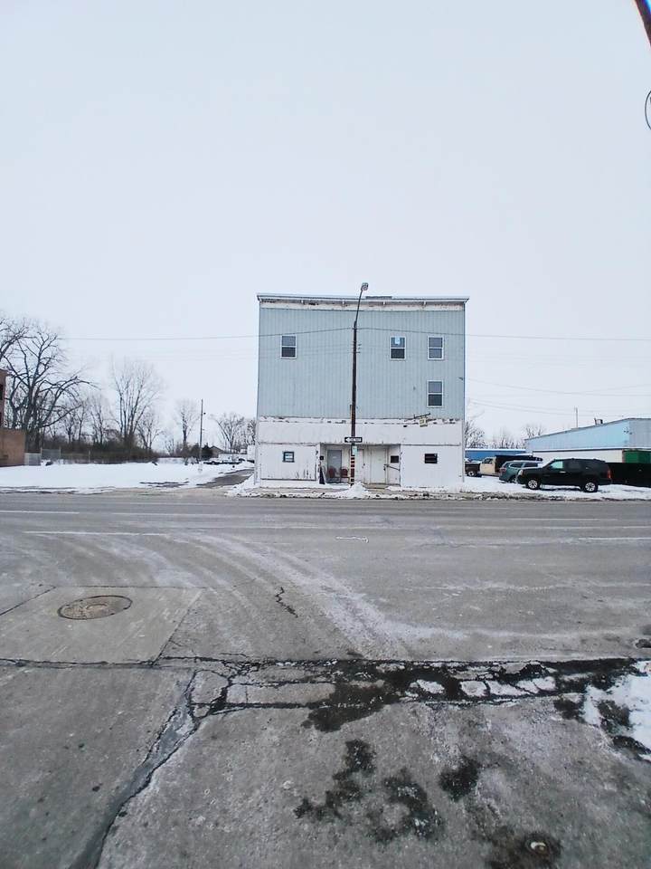 462 Center Street - Photo 1