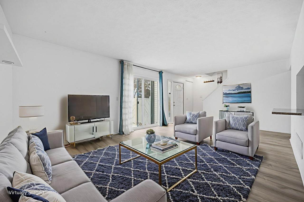 5258-E Captains Court - Photo 1