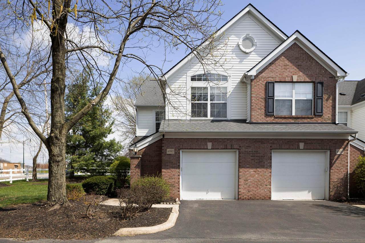 4990 Village Mews - Photo 1