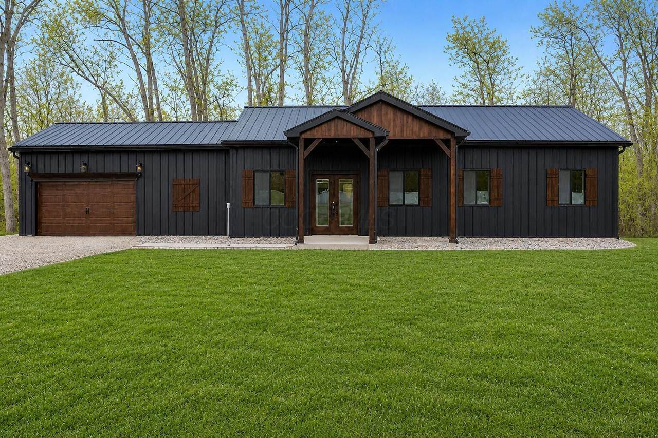 3301 Township Road 221 - Photo 1