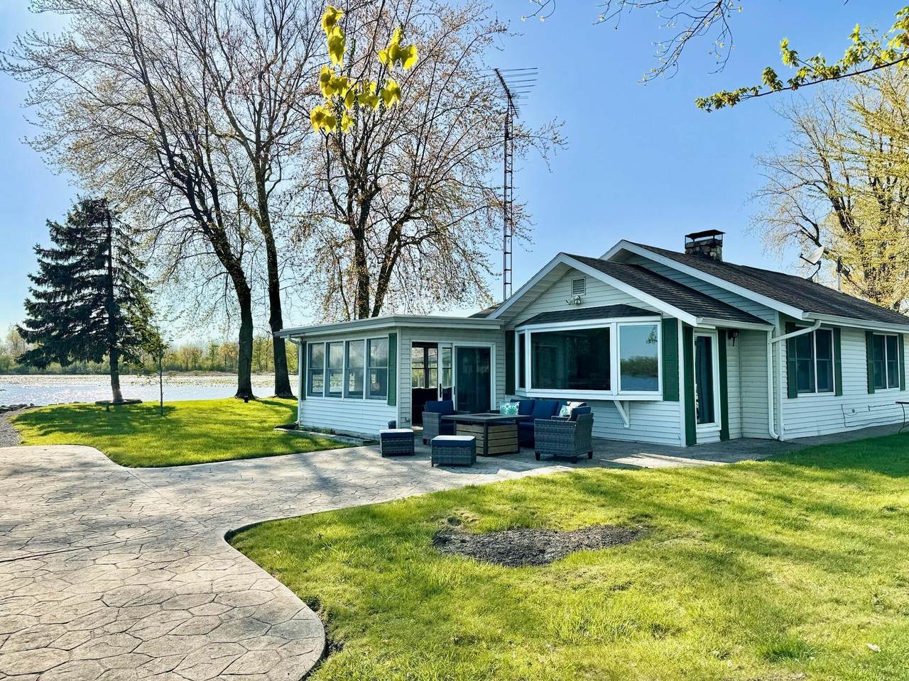 10635 Township Road 293 - Photo 1