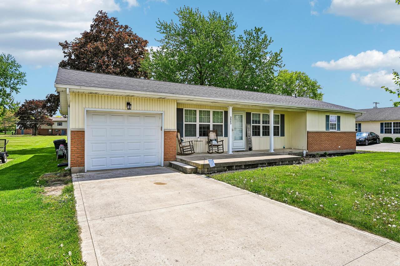 225 Jefferson Avenue - Photo 1