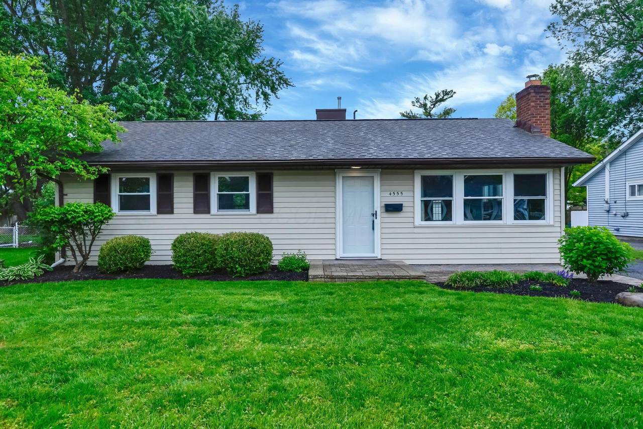 4555 Circle Drive - Photo 1