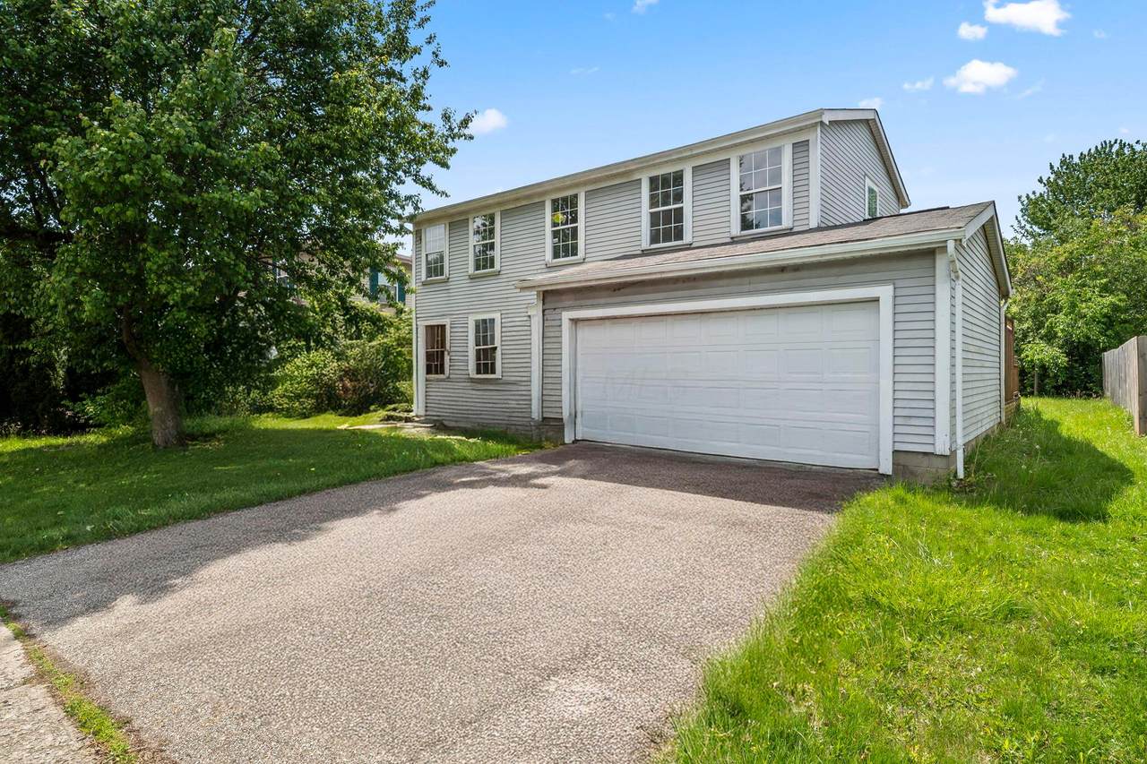 2983 Castlebrook Avenue - Photo 1