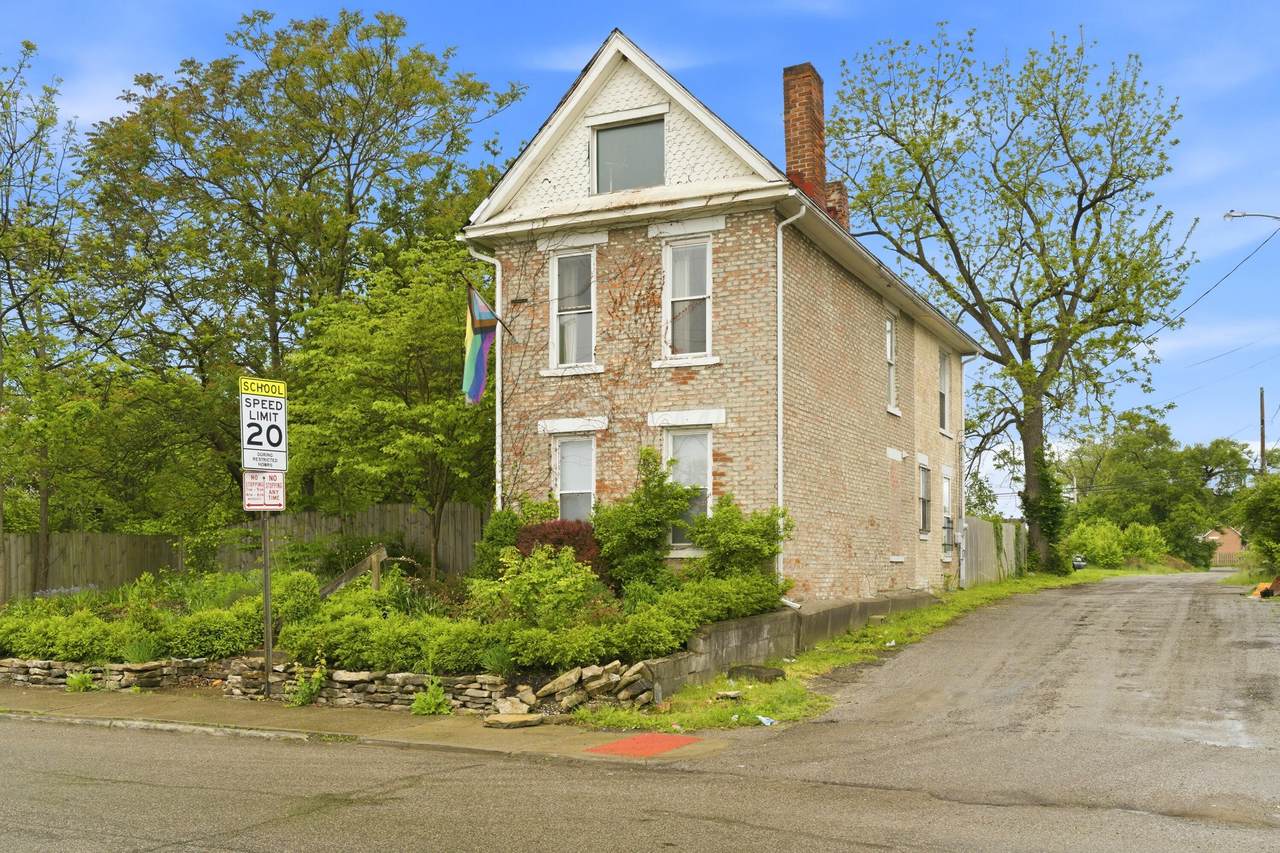 469-471, 479, 483 Mi Miller Avenue - Photo 1
