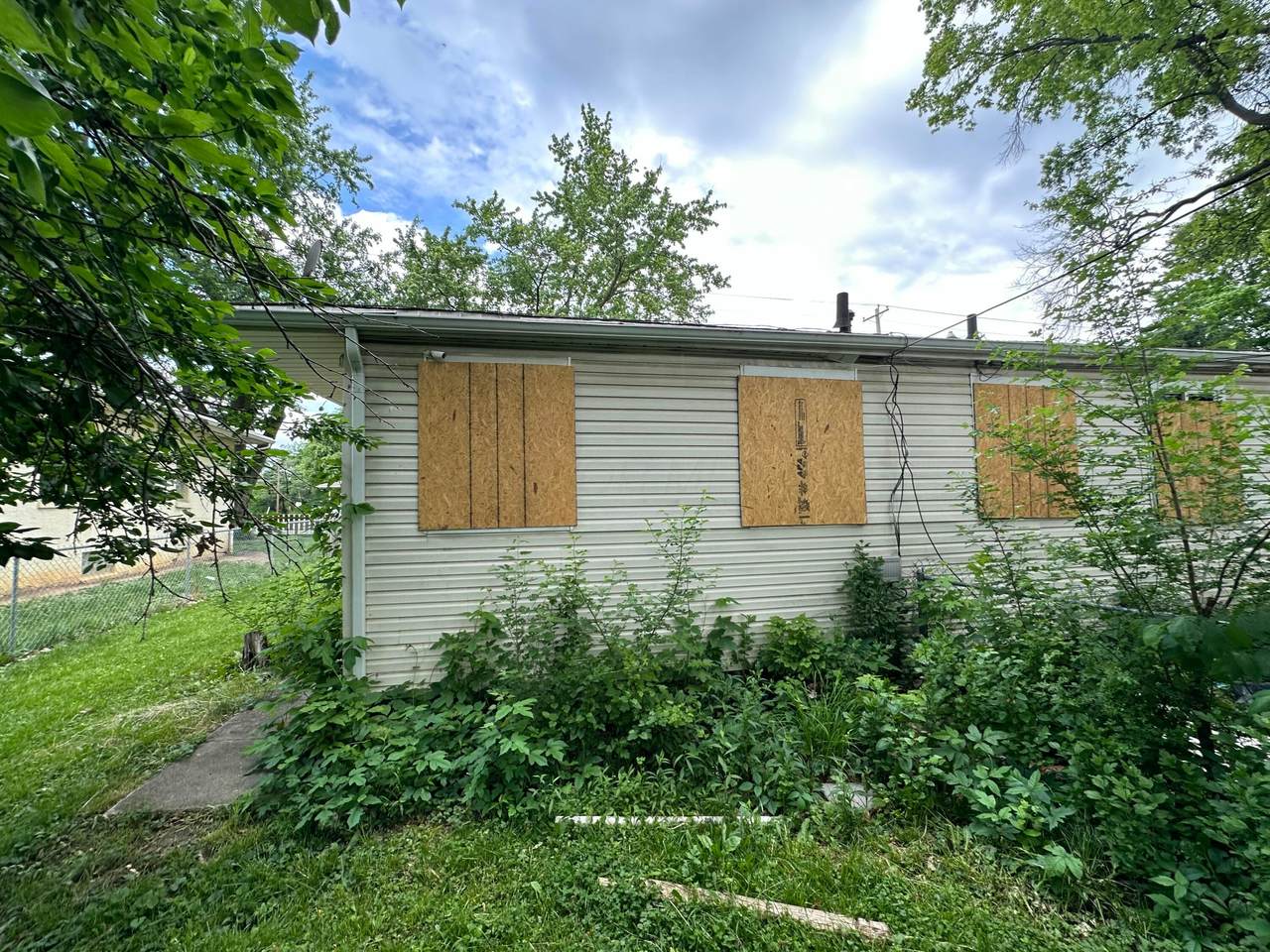 https://bt-photos.global.ssl.fastly.net/columbus/1280_boomver_2_226018305-2.jpg