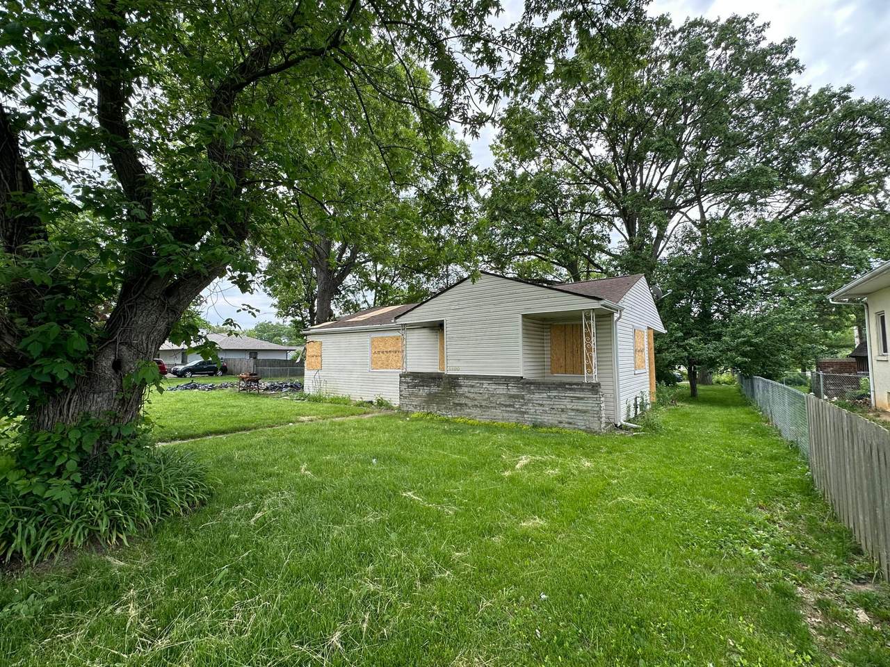 https://bt-photos.global.ssl.fastly.net/columbus/1280_boomver_2_226018305-2.jpg
