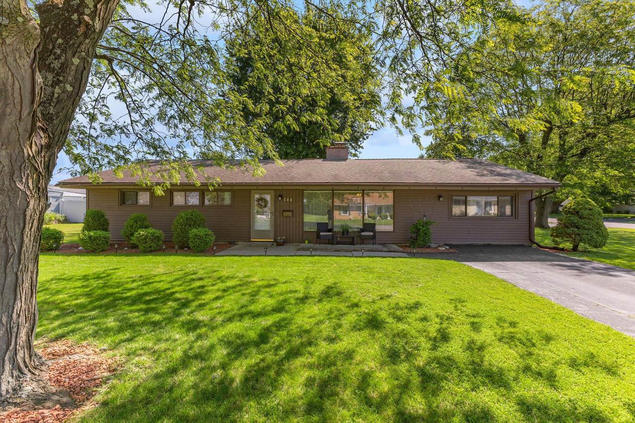 288 Sara Avenue - Photo 1