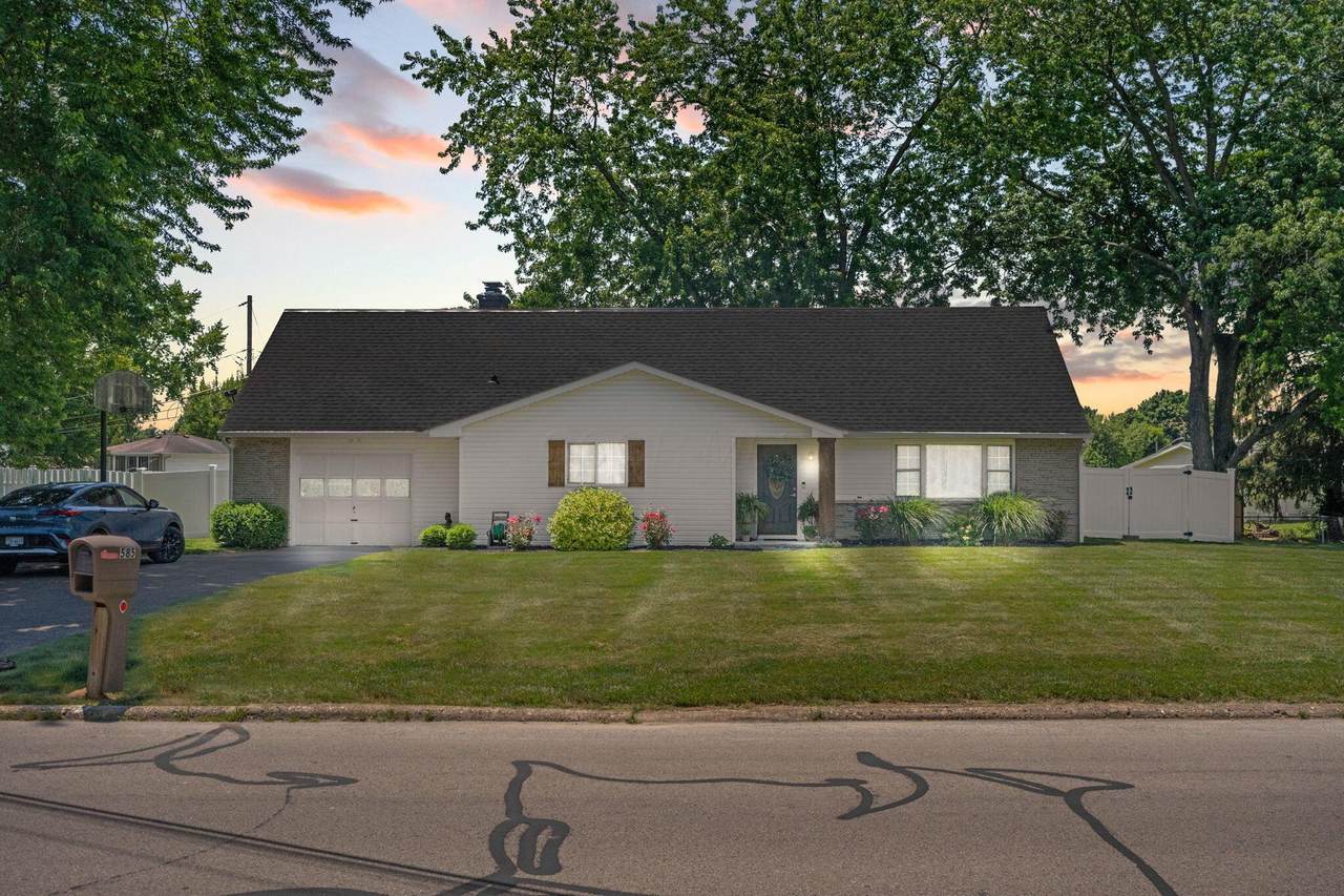 585 Edgewood Drive - Photo 1