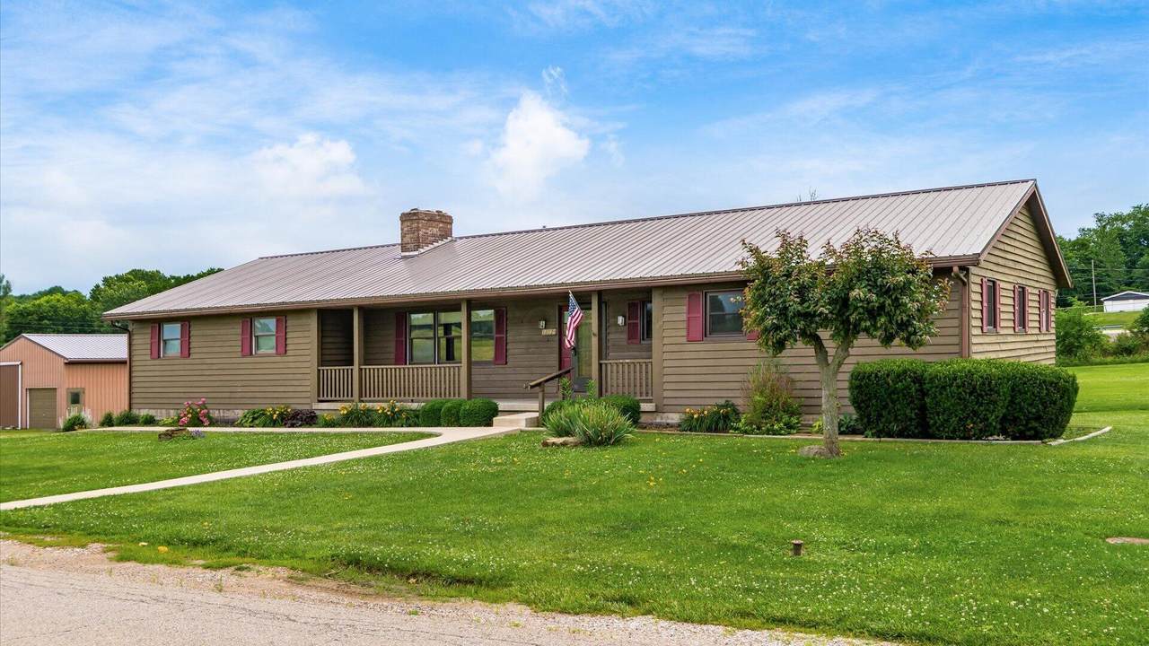 18224 Main Road - Photo 1