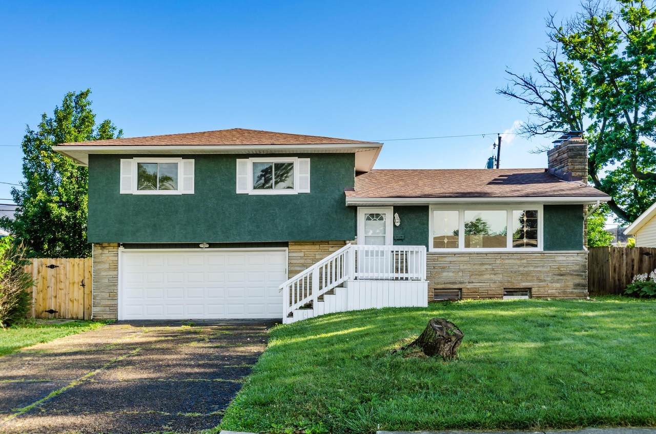 1266 Pershing Drive - Photo 1