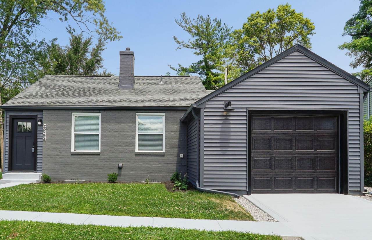 544 Selby Boulevard - Photo 1