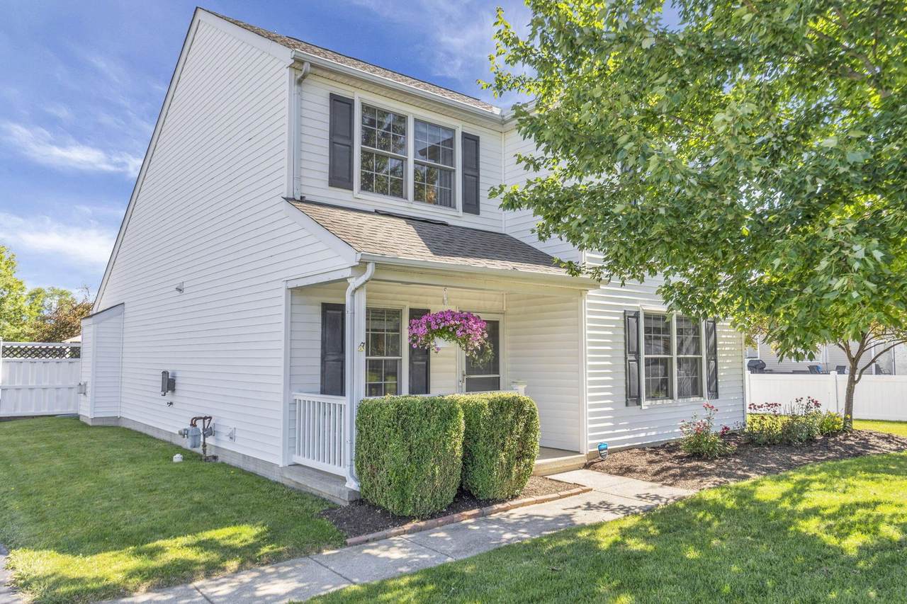 5514 Oakhurst Drive - Photo 1