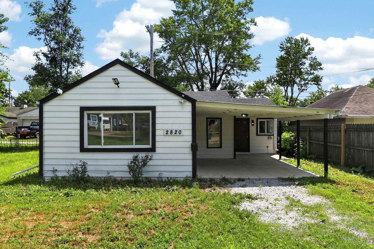 2820 Hiawatha Street - Photo 1
