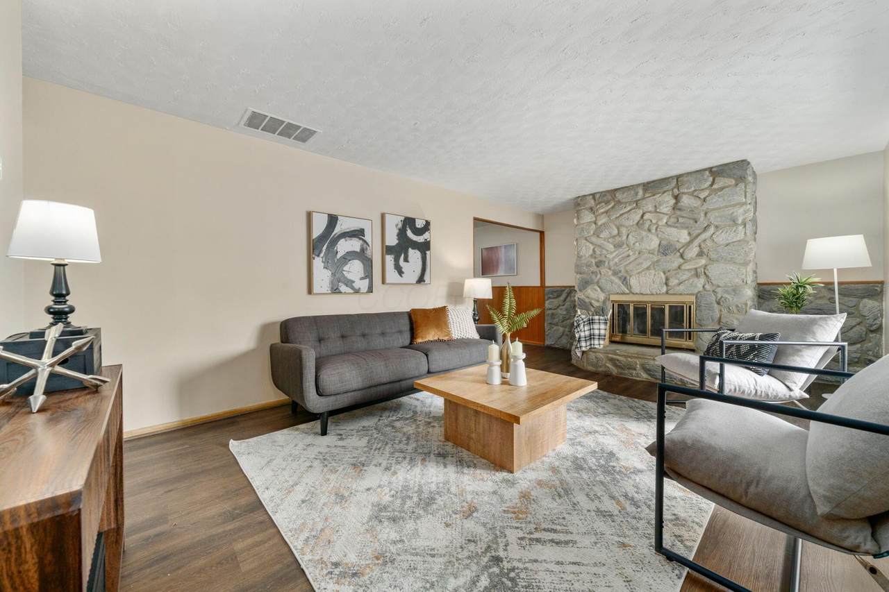 282 Imperial Drive - Photo 1