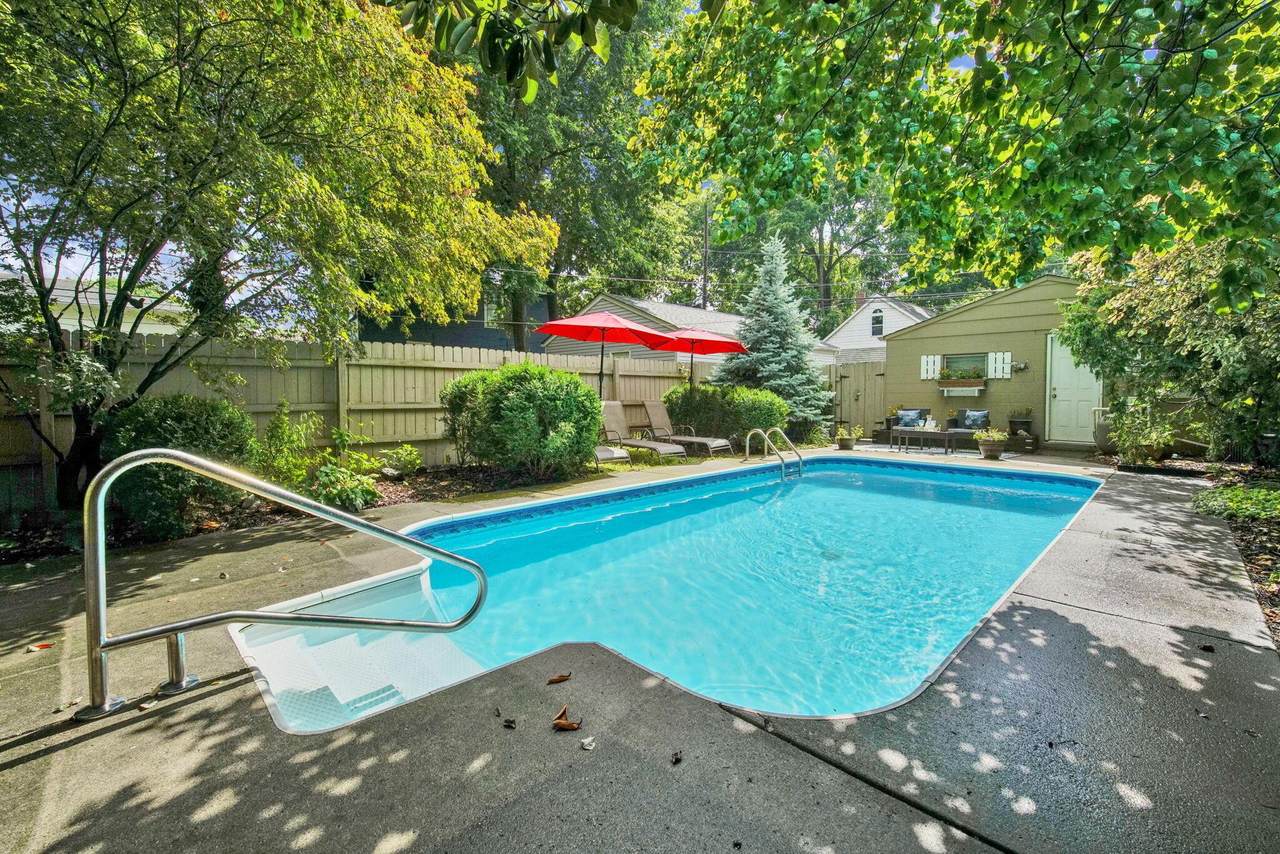 1283 Hunter Avenue - Photo 1