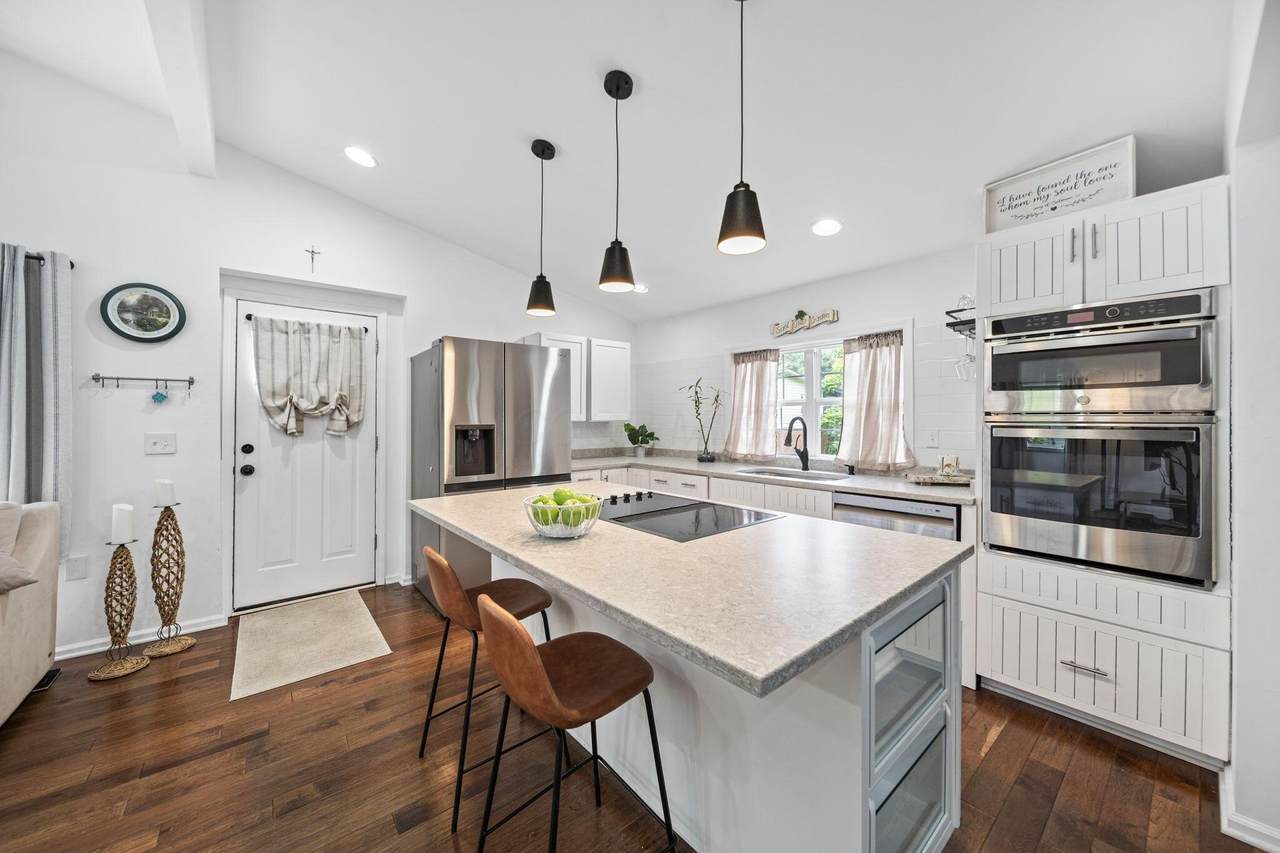 376 Merritt Road - Photo 1