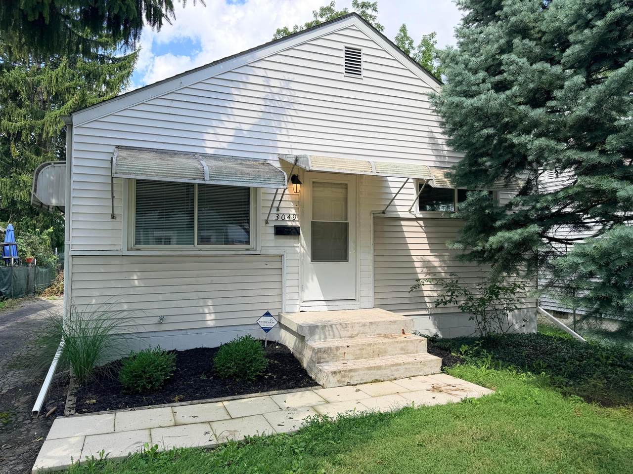 3049 Howey Road - Photo 1