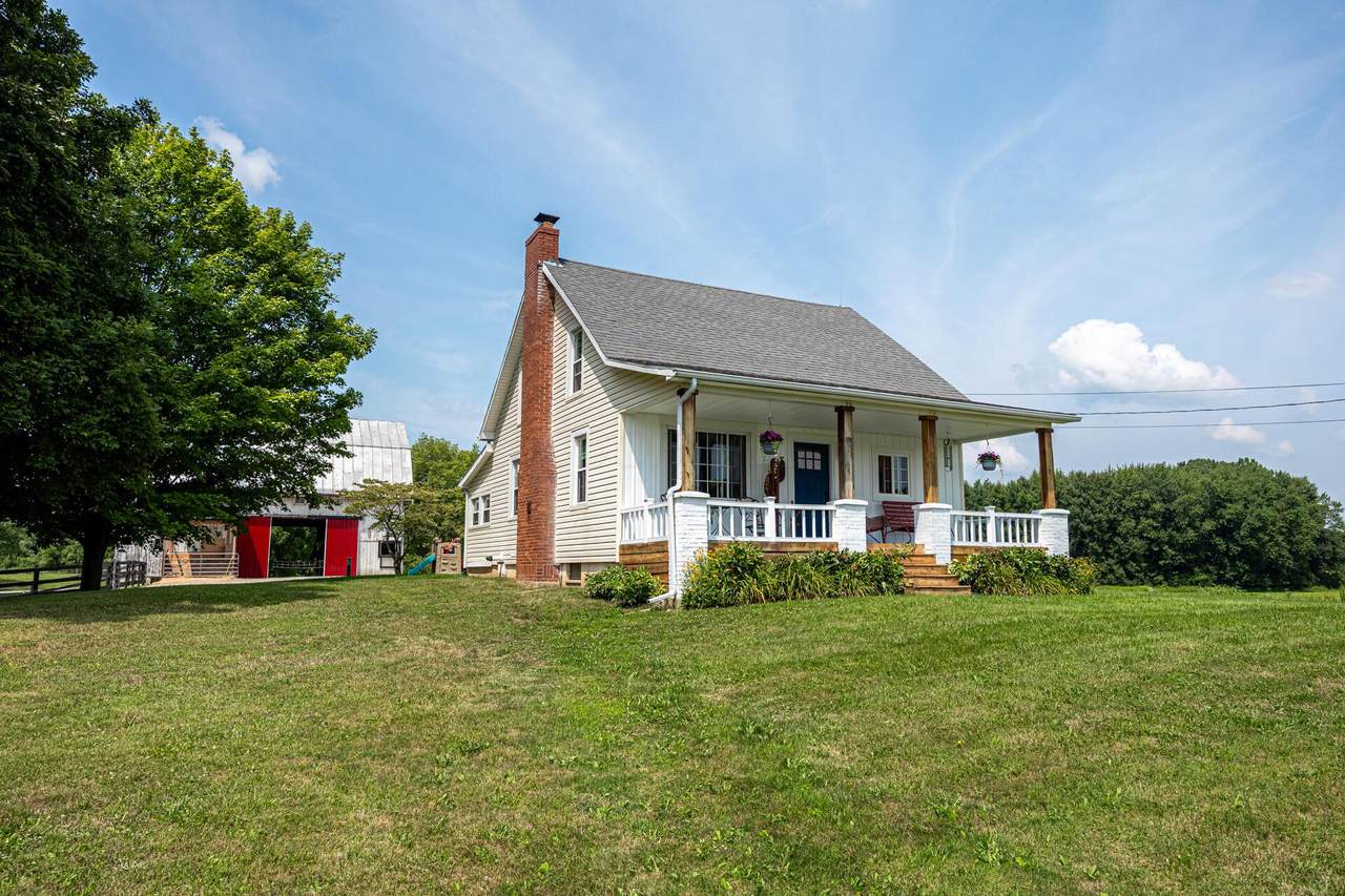 2480 Rich Hill Road - Photo 1