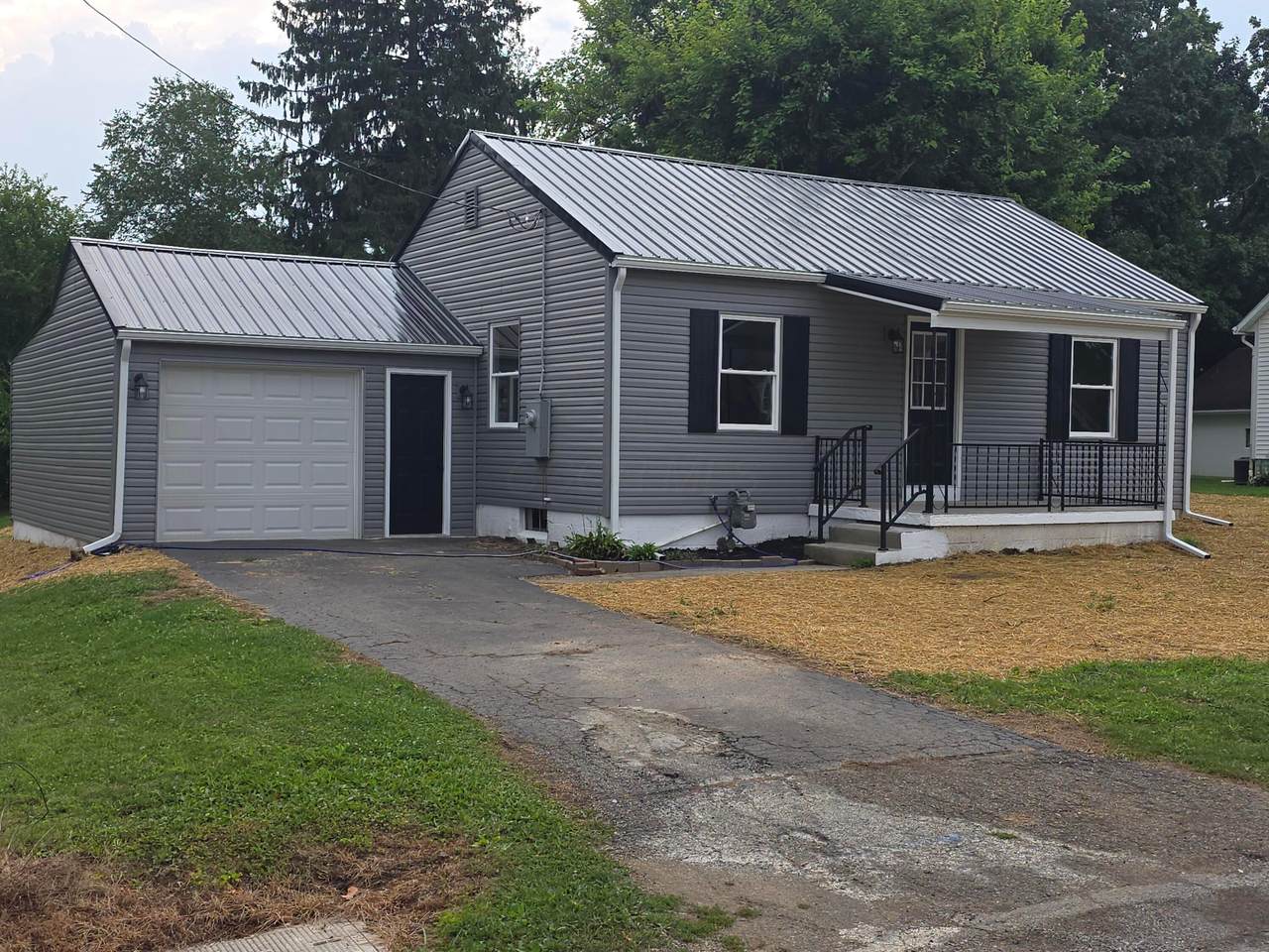 276 Bank Street - Photo 1