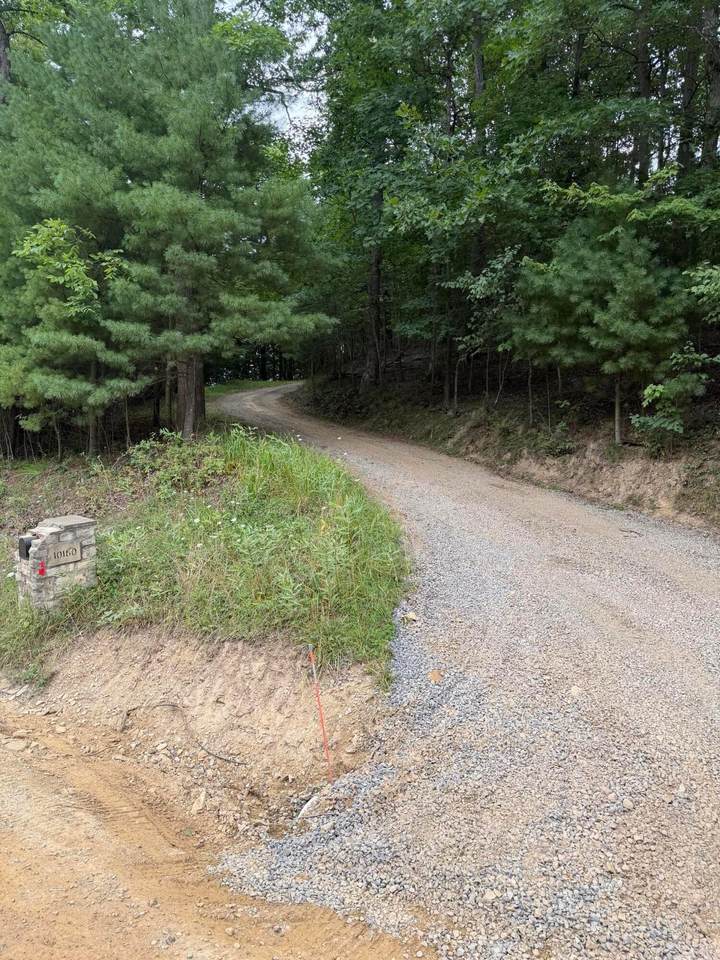 10180 Busenburg Road - Photo 1