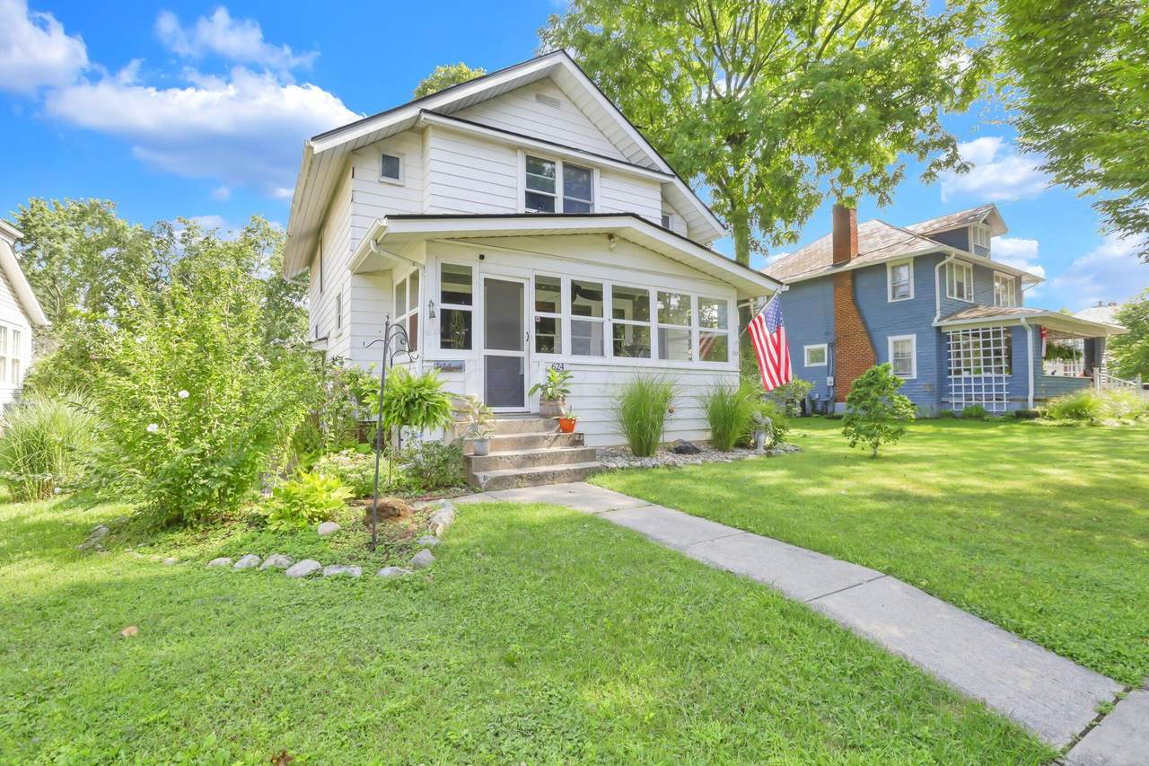 624 Elm Street - Photo 1