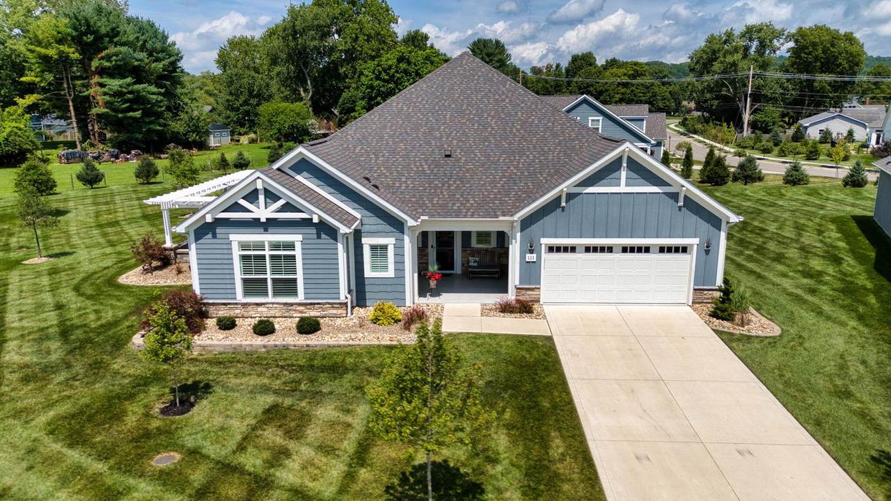 111 Glenshire Court - Photo 1