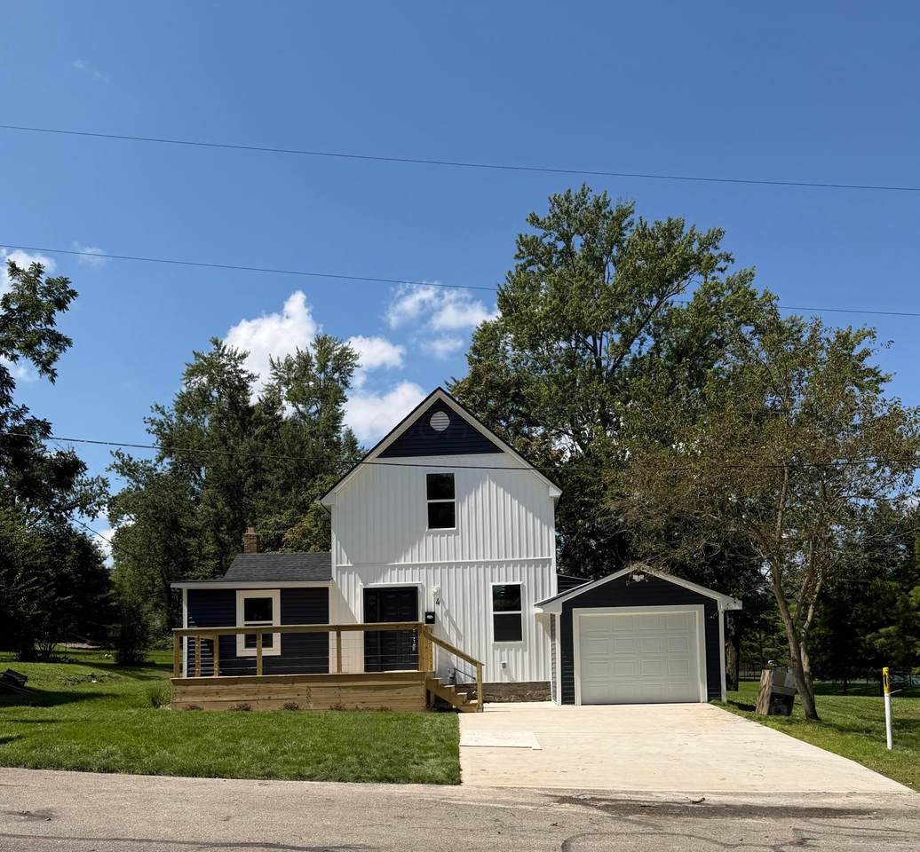 4 King Avenue - Photo 1