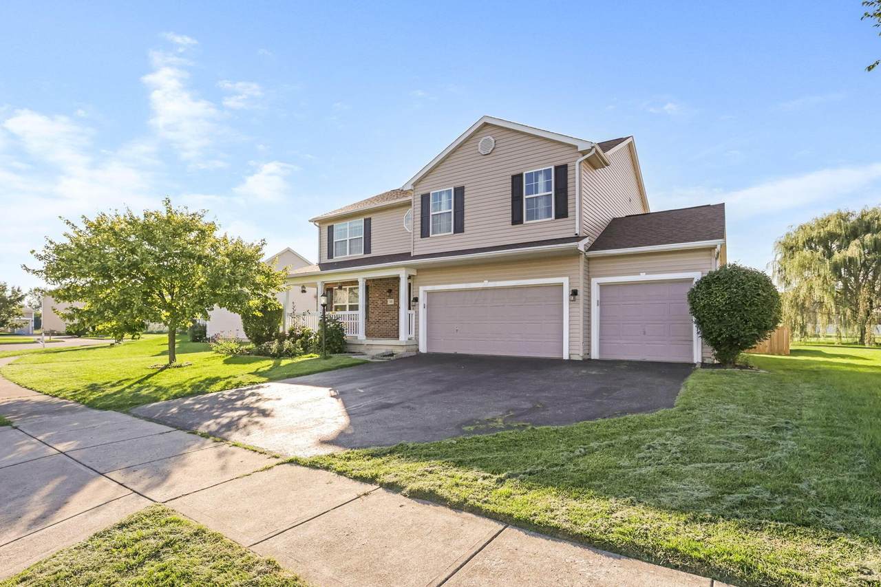 340 Enos Loomis Street - Photo 1