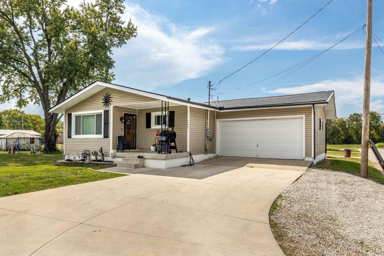 107 Jefferson Avenue - Photo 1