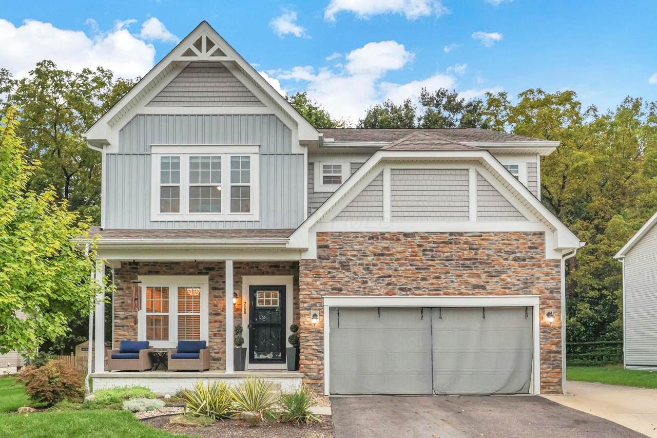 208 Delaware Drive - Photo 1