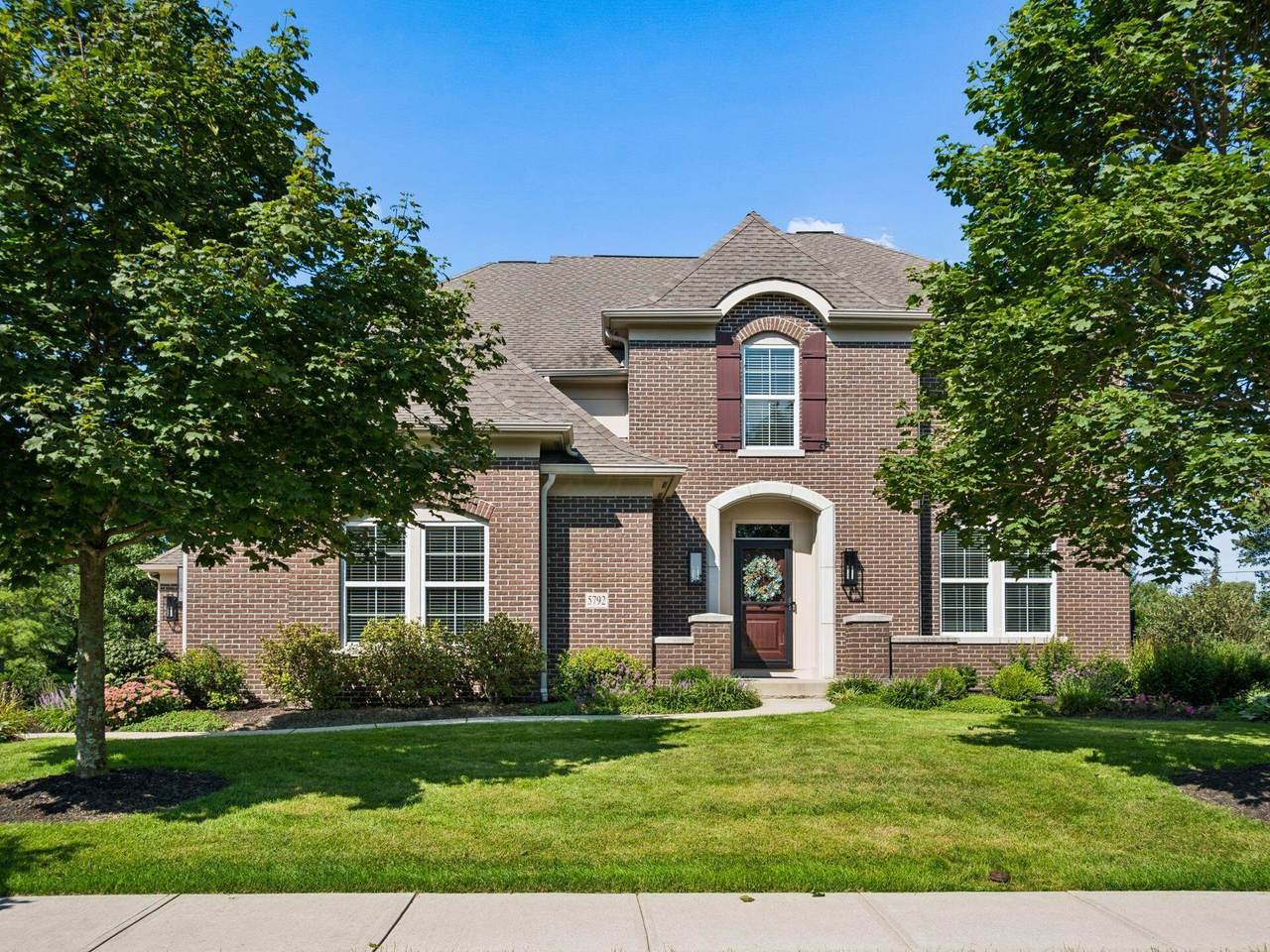 5792 Trafalgar Lane - Photo 1