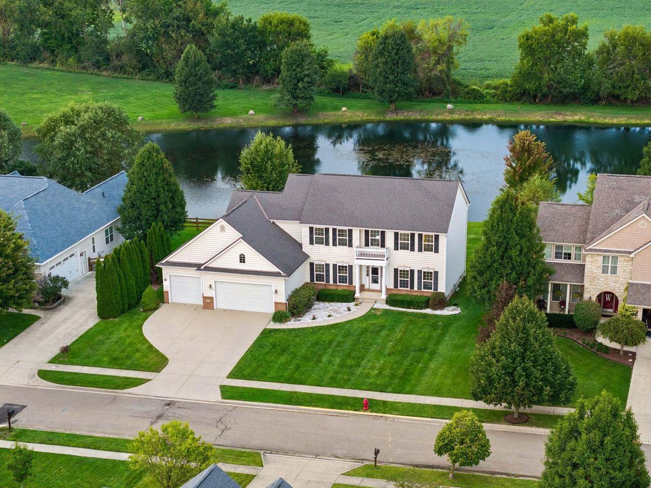 40 Waters Edge Lane - Photo 1