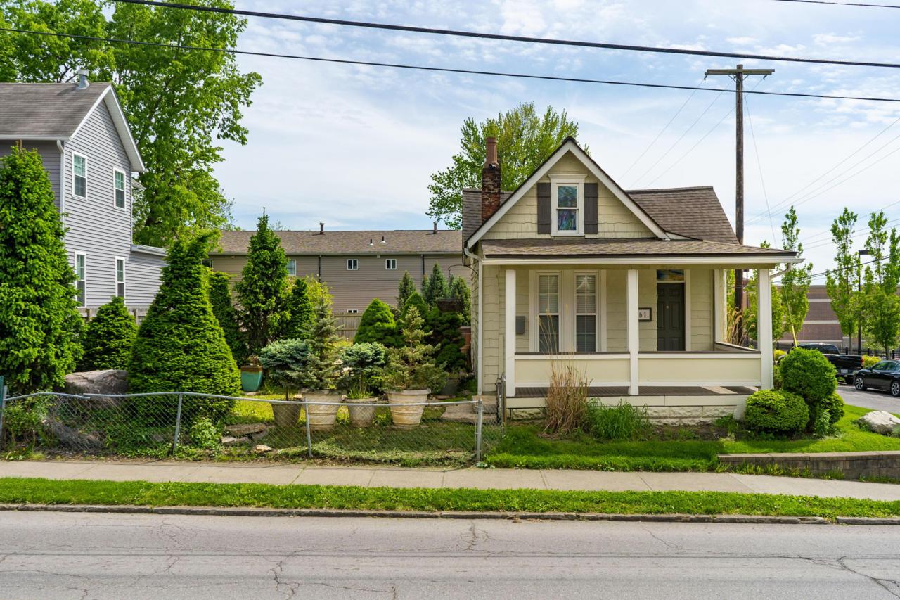 61 7th Avenue - Photo 1