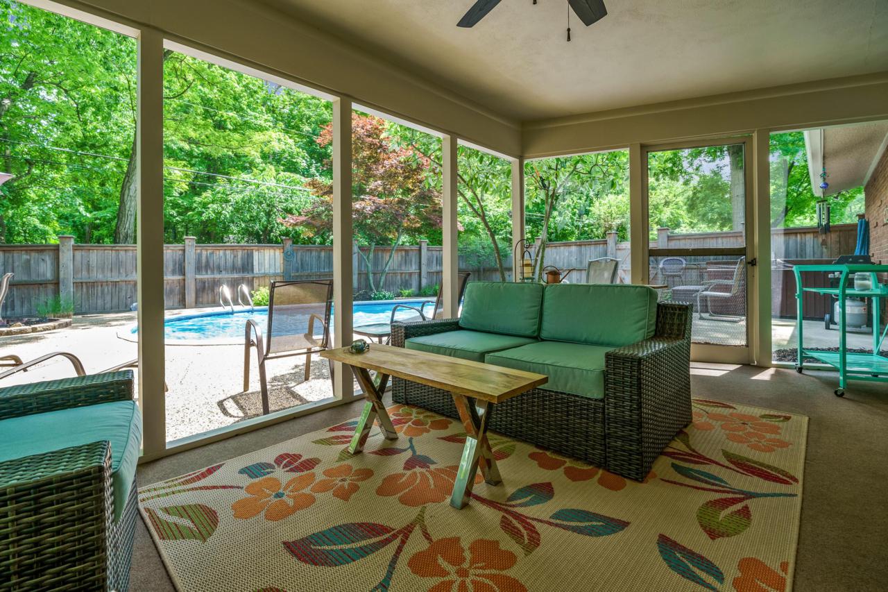 160 Tucker Drive - Photo 1