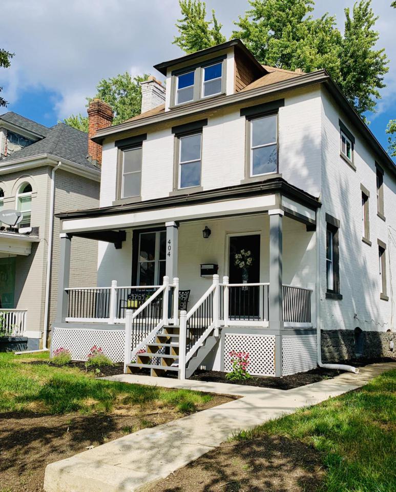 404 Stoddart Avenue - Photo 1