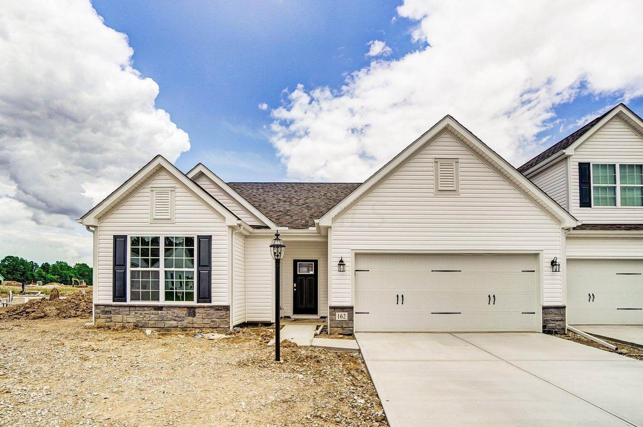 162 Broadmoore Boulevard - Photo 1