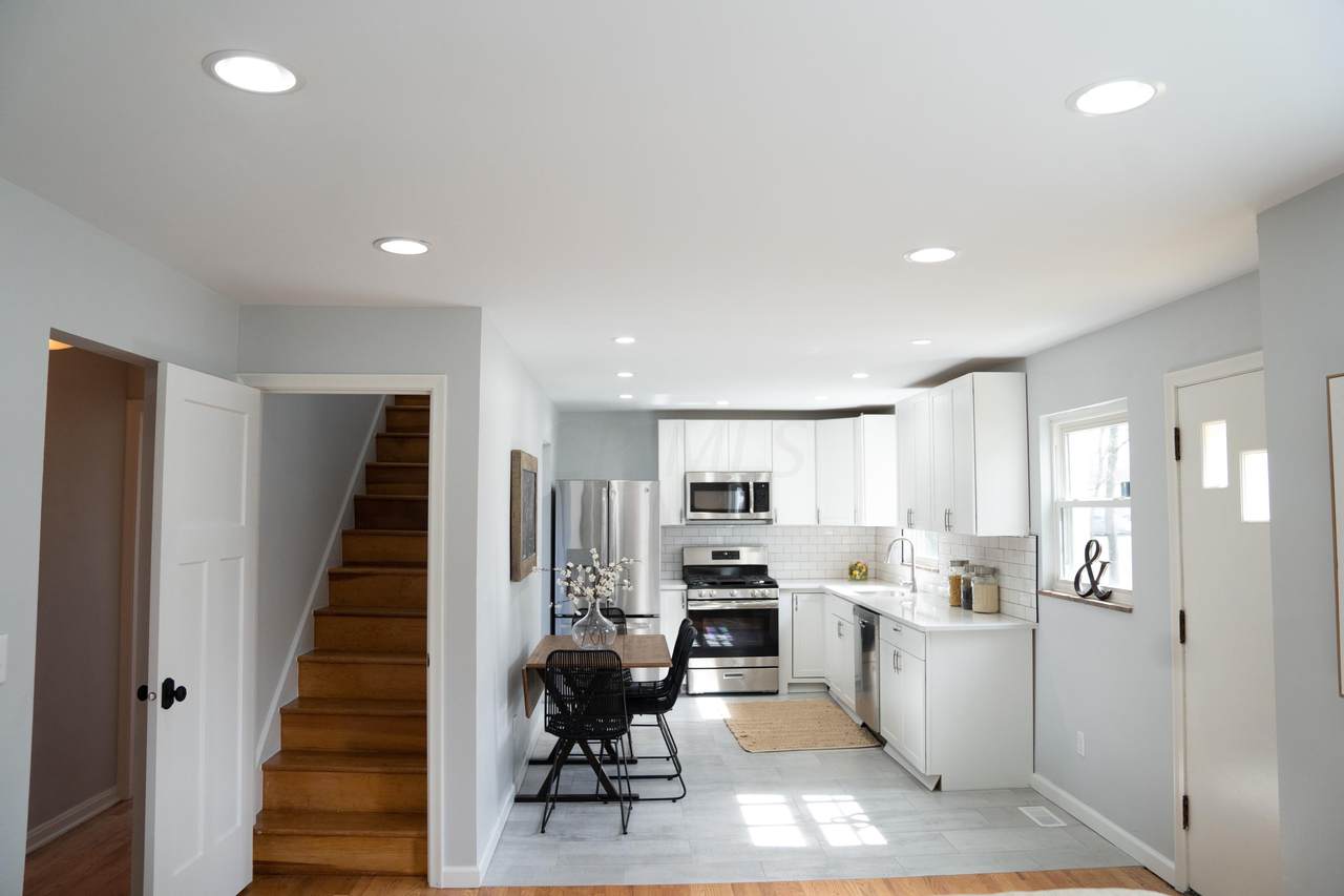 720 Dominion Boulevard - Photo 1