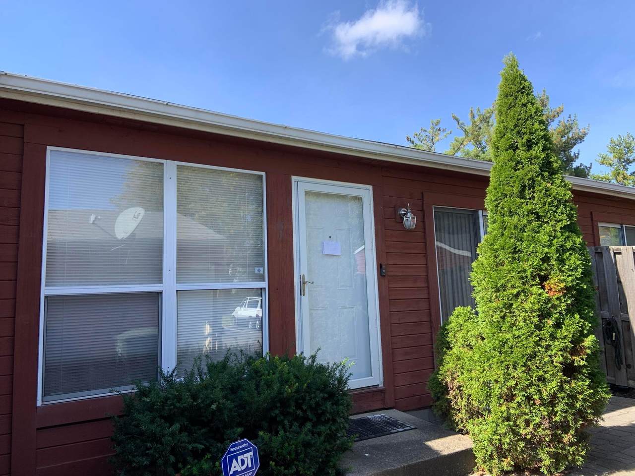 855 Pineway Drive - Photo 1